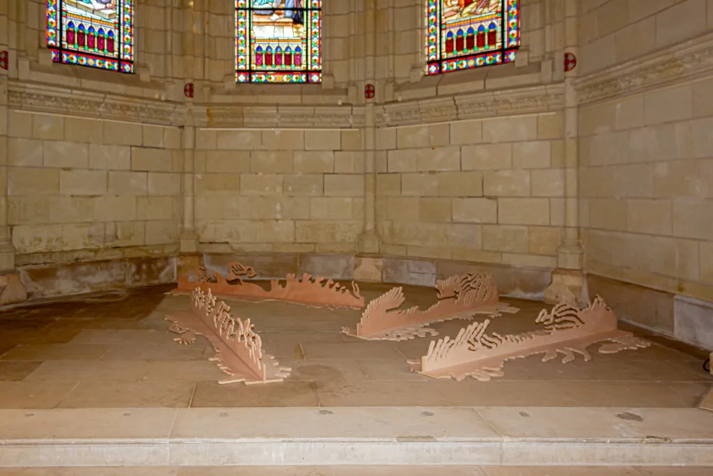 View of the exhibition futur anterieur at Chapelle Jeanne d'Arc made of an ensemble of plywood figurative sculptures